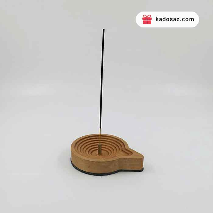 جاعودی چوبی گرد عمودی از جنس چوب راش با زیره نمدی